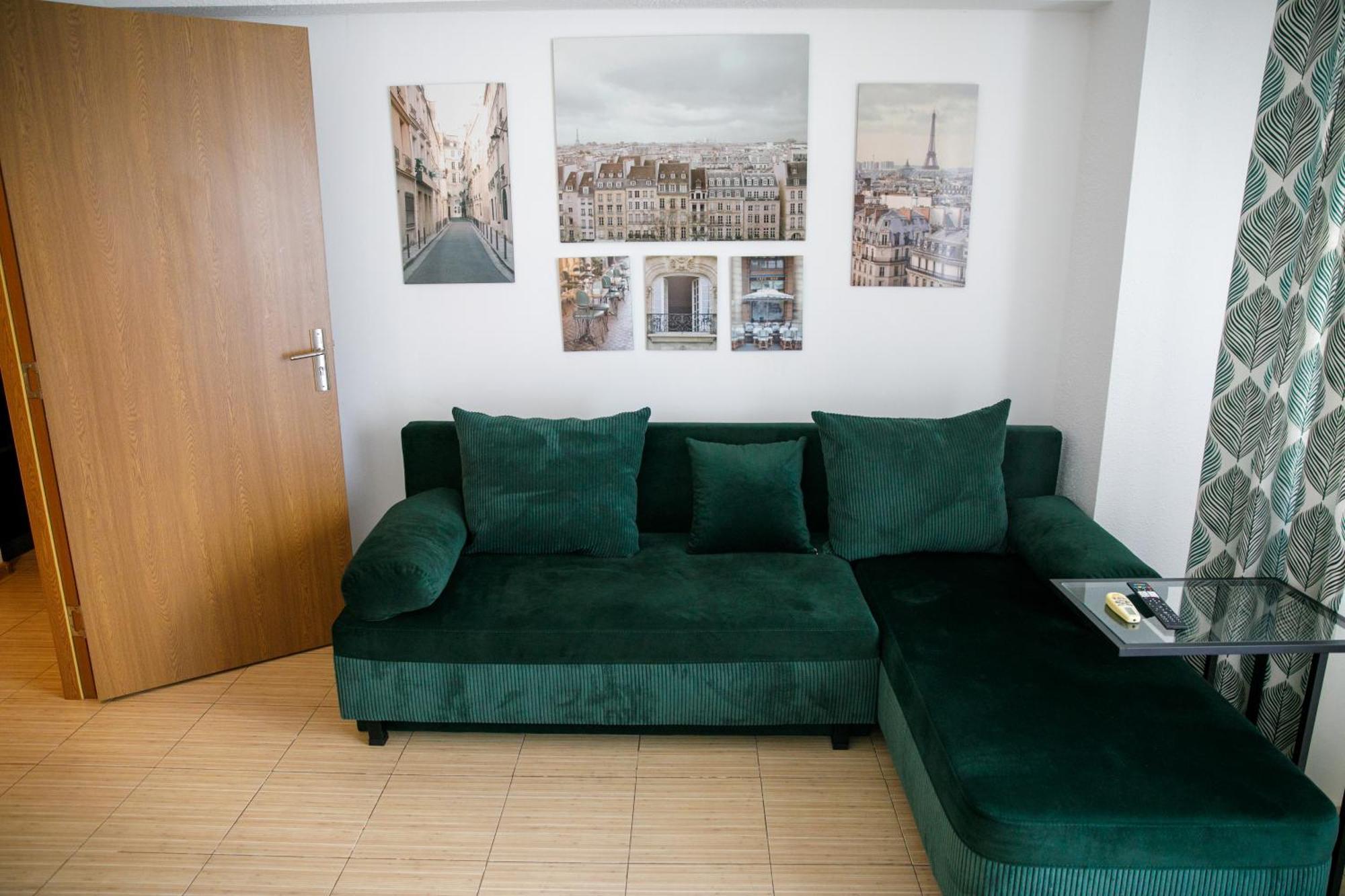 Color Apartments Corneliu Coposu No3 Букурещ Екстериор снимка