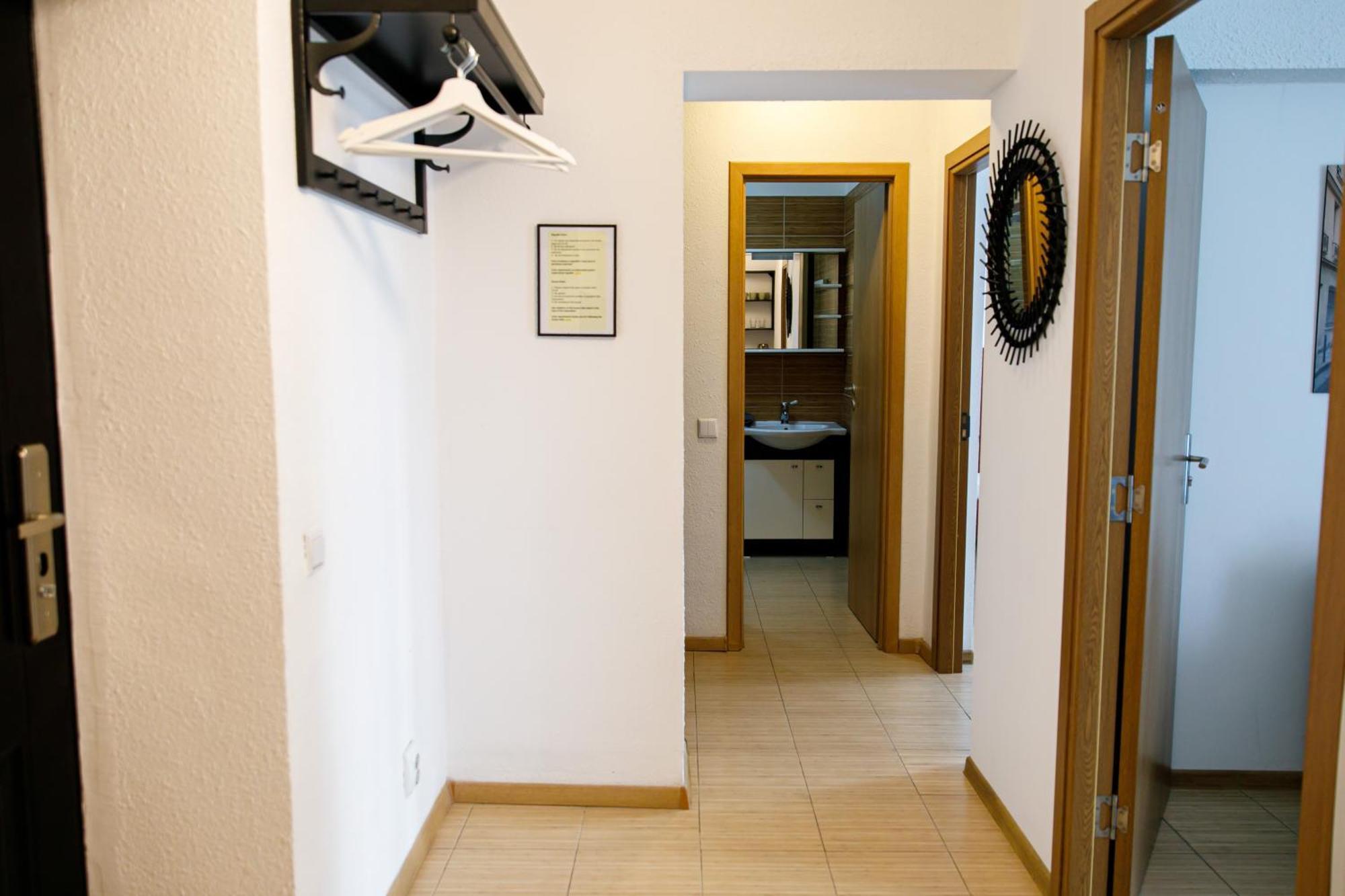 Color Apartments Corneliu Coposu No3 Букурещ Екстериор снимка