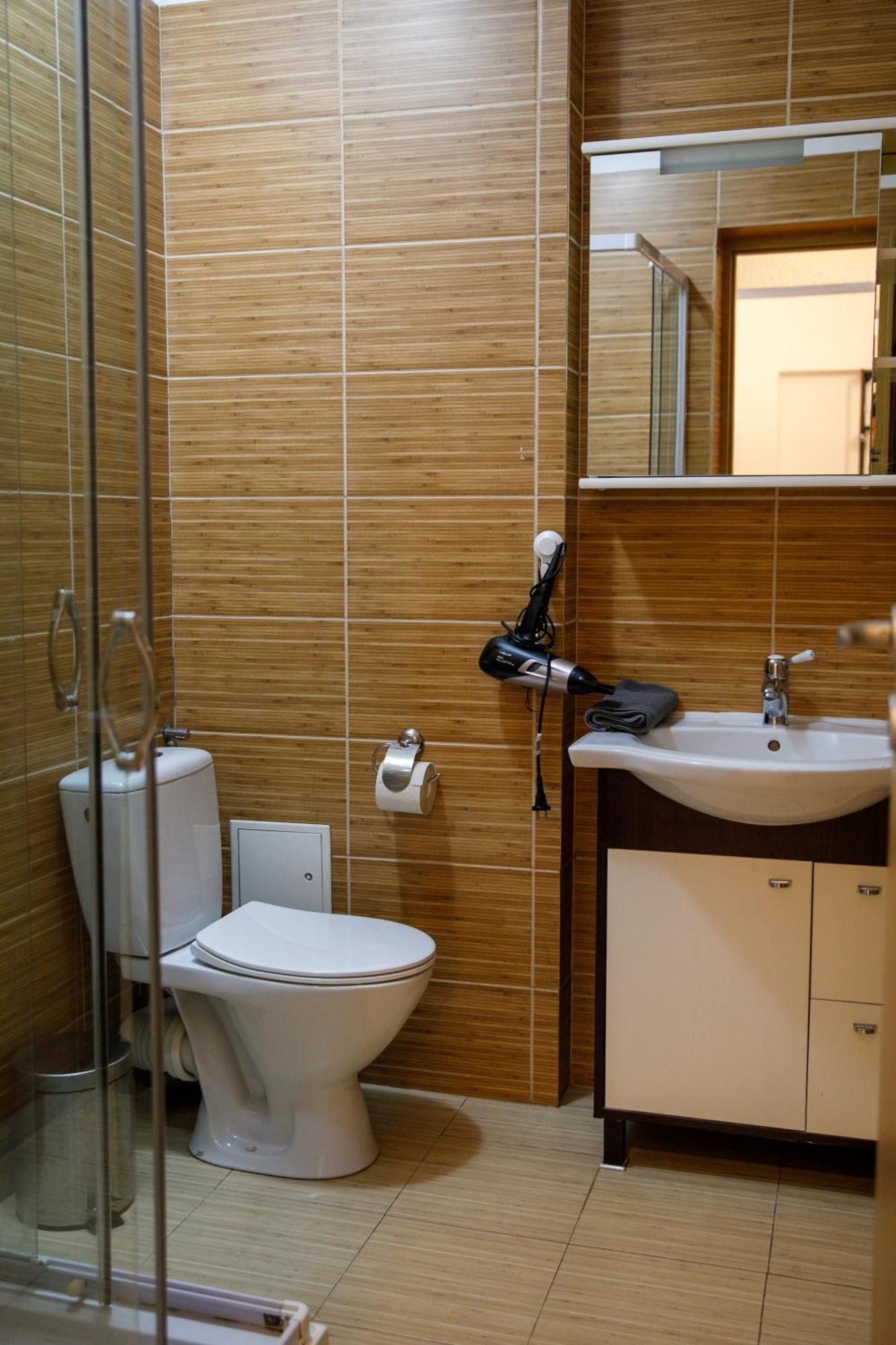 Color Apartments Corneliu Coposu No3 Букурещ Екстериор снимка
